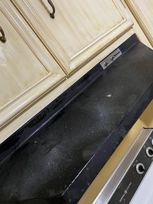 House cleaning - Our team take delight in cleaning. We pay attention to details. And disinfect everything . We leave your house and office or business space looking brand new .