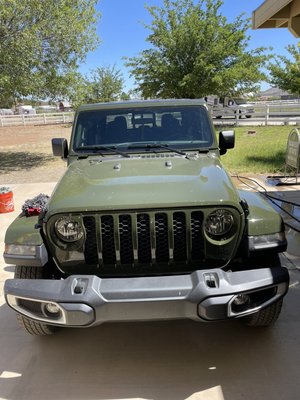 Jeep Gladiator - We come to your location Jeep Gladiator - We come to your location