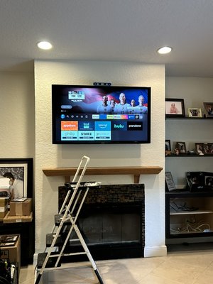 Tv installation, wire concealment. Seamless and clean. Any size installs customer satisfaction !!! - These individual installations with wires concealment..