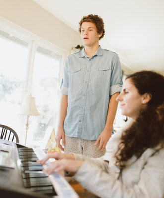 Voice Lessons In Your Home - Private Singing Lessons for Kids and Adults
All Skill Levels
In-Home or Virtual for extra Covid Safe
All Styles Including Broadway, Pop, Classical, R&B, Jazz, Country, Opera and More  
We'll match you with a Voice Teacher who suits you best and personalize instruction to your learning style
Fun Recitals to show off your skills
Orange County and Long Beach Areas