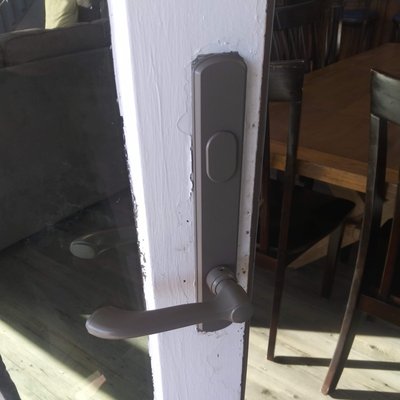 Anderson Door service - This Anderson 3-point door hardware was in need of replacement. Our team installed replacement hardware including solid brass screws to fight off corrosion on this beach front property. Anderson Door service - This Anderson 3-point door hardware was in need of replacement. Our team installed replacement hardware including solid brass screws to fight off corrosion on this beach front property.