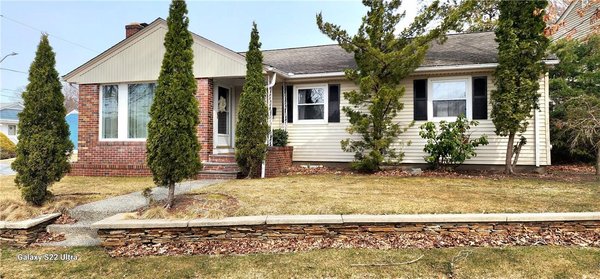 RECENTLY SOLD - This home was SOLD in less than a week! Give us a call today to do the same for you! RECENTLY SOLD - This home was SOLD in less than a week! Give us a call today to do the same for you!
