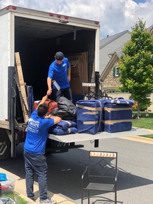 Local Moving - We specialize in local moving, long distance moving, apartment moving, house moving, office moving, etc. Local Moving - We specialize in local moving, long distance moving, apartment moving, house moving, office moving, etc.
