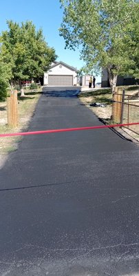 sealcoating - sealcoating rejuvenate that old asphalt back to new sealcoating - sealcoating rejuvenate that old asphalt back to new