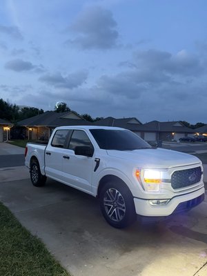 Exterior Detail- Ford F150 - This detail was mesmerizing! The Oklahoma sunset on the shining exterior was a treat. 
This detail included a thorough pre-wash, shampoo wash, detail spray, bug remover, wax, and towel dry for a spotless finish. Wheels were cleaned, and tires treated with a premium shine, ensuring this truck looked its best after a K&B Total Care treatment!