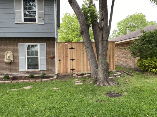 Fence installation
Automatic gates - Fence installation Fence installation
Automatic gates - Fence installation