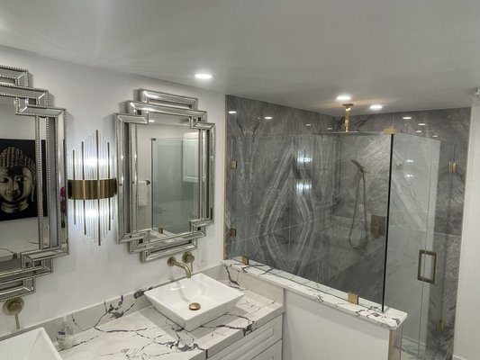 Kitchen and bath works - We are HCF G. Construction & Remodeling. We are a general construction company, but we specialize in kitchen and bathroom remodeling in the South Bay area. We provide luxurious and guaranteed work with high-quality materials at a great price. Don't miss this opportunity to bring your kitchen and bathrooms to life with our high-quality services. Text me for more information. Kitchen and bath works - We are HCF G. Construction & Remodeling. We are a general construction company, but we specialize in kitchen and bathroom remodeling in the South Bay area. We provide luxurious and guaranteed work with high-quality materials at a great price. Don't miss this opportunity to bring your kitchen and bathrooms to life with our high-quality services. Text me for more information.