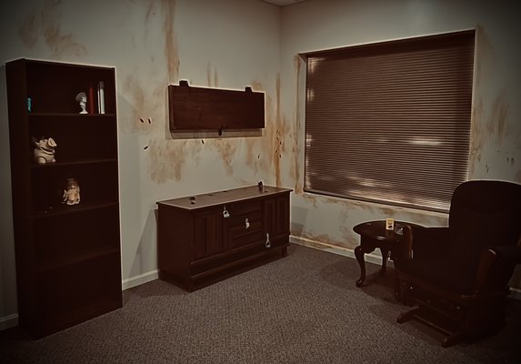 The Murder House - A series of mysterious disappearances and murders has struck the city. As a group of experienced detectives you are asked to lead the investigation and stop the crime wave. The evidence leads you to one, particularly shady house.
You have undisputed evidence… but can’t leave the home. Find your way out while you can or join the other victims! The Murder House - A series of mysterious disappearances and murders has struck the city. As a group of experienced detectives you are asked to lead the investigation and stop the crime wave. The evidence leads you to one, particularly shady house.
You have undisputed evidence… but can’t leave the home. Find your way out while you can or join the other victims!