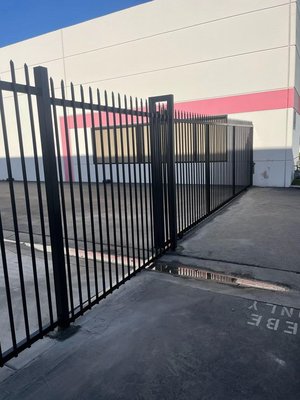 Driveway Gate & Iron Works - Our iron fence, iron work, stair railing, and electric driveway gates with operators provide a variety of solutions for enhancing the aesthetics and security of your home. Our talented artisans design and construct custom iron fences, stair railings, and driveway gates that bring both flair and usefulness to your home using only the finest materials.
Our electric driveway gates with operator services are intended to give your property with increased security and convenience. Our gates are available in a range of designs and can be tailored to complement the architecture of your home. In addition, we provide automatic operator services to make your gates user-friendly and secure. Our gates are constructed to endure the weather and are built to last.
In addition to our fence and gate services, we also provide a comprehensive array of ironwork services, such as bespoke handrails, balcony railings, and window guards. All of our services are tailored to your particular requirements, and we collaborate closely with you to guarantee that the final product surpasses your expectations.
Contact us as soon as possible to organize a consultation and discuss your project. We can gladly give you with a no-cost estimate and assist you in designing an ironwork that will make your property stand out. Driveway Gate & Iron Works - Our iron fence, iron work, stair railing, and electric driveway gates with operators provide a variety of solutions for enhancing the aesthetics and security of your home. Our talented artisans design and construct custom iron fences, stair railings, and driveway gates that bring both flair and usefulness to your home using only the finest materials.
Our electric driveway gates with operator services are intended to give your property with increased security and convenience. Our gates are available in a range of designs and can be tailored to complement the architecture of your home. In addition, we provide automatic operator services to make your gates user-friendly and secure. Our gates are constructed to endure the weather and are built to last.
In addition to our fence and gate services, we also provide a comprehensive array of ironwork services, such as bespoke handrails, balcony railings, and window guards. All of our services are tailored to your particular requirements, and we collaborate closely with you to guarantee that the final product surpasses your expectations.
Contact us as soon as possible to organize a consultation and discuss your project. We can gladly give you with a no-cost estimate and assist you in designing an ironwork that will make your property stand out.