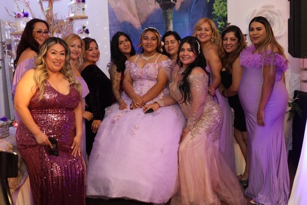 Quinceañera Abigail - A Quinceañera Photoshoot for Abigail Quinceañera Abigail - A Quinceañera Photoshoot for Abigail
