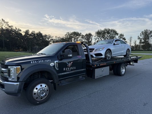 Towing service and road side assistance ￼ - Very Respectfully, 
Luai Hanania - Owner / Operator 
📞+1804 399 1091
📧Hananiatowing@gmail.com
Website: https://www.hananiatowing.com/
Google 🔗:
https://g.page/r/CbTltzCI_7ibEBM/review