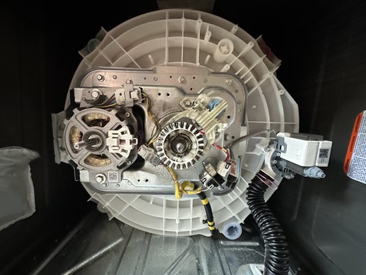 Washer Repair Expert - Call 928-910-9840 Alpine Appliance Repair in Phoenix Metro today, our locally owned business, to learn more about our appliance repairs, discuss our affordable rates, or schedule a consultation with one of our appliance repair insured specialists with over 10 years cumulative experience. We look forward to serving you soon!