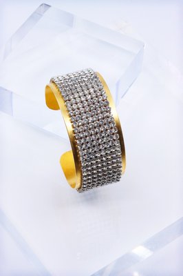 Bracelets - Explore my world and be captivated by creations that transcend time, jewelry that tells a story of authenticity and elegance. Bracelets - Explore my world and be captivated by creations that transcend time, jewelry that tells a story of authenticity and elegance.