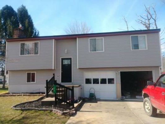 siding replacement - .Owner was wanting to update and have a nice clean curb appeal. The color was a perfect choice. siding replacement - .Owner was wanting to update and have a nice clean curb appeal. The color was a perfect choice.