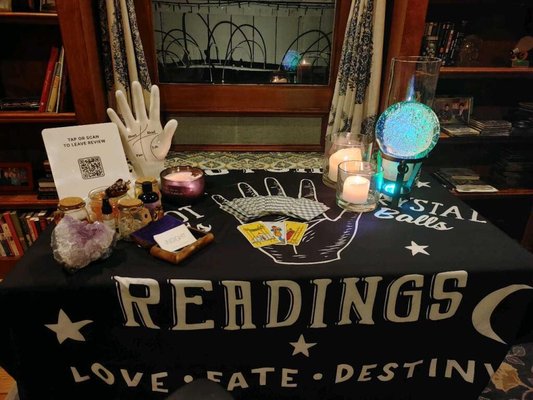 Insight into 2026 - Psychic insight by Katherine is the ideal place in Houston Texas to get intuitive advice and guidance. With 42 years of Shamanic practice and experience in clairvoyance and other metaphysical modalities, you'll find the answers you've been searching for. My goal is to perform psychic readings to give clarity on past happenings, present situations and insight on future events that will allow you to make whatever changes you feel necessary if any, so you can achieve clarity and a brighter future.
Are there times you want to evaluate your options or you are in need of direction going forward into your future? Whether reconsidering your career choices, personal relationship or seeking guidance and clarity on present life decisions; you can choose a Psychic in Houston that can reveal the answers you need. Insight into 2026 - Psychic insight by Katherine is the ideal place in Houston Texas to get intuitive advice and guidance. With 42 years of Shamanic practice and experience in clairvoyance and other metaphysical modalities, you'll find the answers you've been searching for. My goal is to perform psychic readings to give clarity on past happenings, present situations and insight on future events that will allow you to make whatever changes you feel necessary if any, so you can achieve clarity and a brighter future.
Are there times you want to evaluate your options or you are in need of direction going forward into your future? Whether reconsidering your career choices, personal relationship or seeking guidance and clarity on present life decisions; you can choose a Psychic in Houston that can reveal the answers you need.