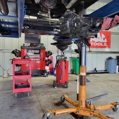 Rear Seal replacement - Replacement of rear main seal.