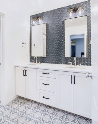 Bathroom Remodel - Beautiful transformation on this bathroom remodel. Bathroom Remodel - Beautiful transformation on this bathroom remodel.