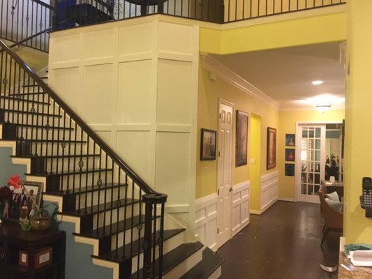 wainscoting - this model was done on a hallway and dining room. wainscoting - this model was done on a hallway and dining room.