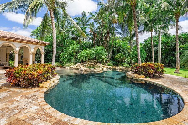 Showing Pool homes in the Northern Palm Beaches and Martin County - Many of Florida's homes have pools and some have gotten really creative. I love showing pool homes to invite you to enjoy the Florida lifestyle!