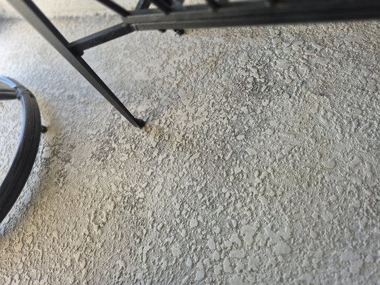 Pressure Washing of the terrace - pressure washing: we restore your patio by removing built-up dirt and stains for a clean, refreshed look you can see immediately.
✨ Professional results that make a difference.
📞 Contact us today to bring your outdoor space back to life. Pressure Washing of the terrace - pressure washing: we restore your patio by removing built-up dirt and stains for a clean, refreshed look you can see immediately.
✨ Professional results that make a difference.
📞 Contact us today to bring your outdoor space back to life.