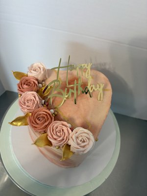 BIRTHDAY CAKE! - At Omy is Baking!, we create handcrafted custom cakes designed to make every celebration unforgettable.

From elegant floral buttercream cakes and vintage heart designs to personalized birthday cakes, each creation is freshly made to order with attention to every detail.

We specialize in beautiful designs, delicious flavors, and desserts that reflect your unique celebration.

Located in North Lauderdale, Florida. Custom orders, pickup, and delivery available.