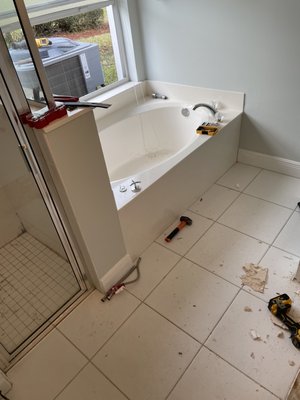 Bathroom remodel March 2022 - This remodel was done at a private residence in Port Saint Lucie, FL Bathroom remodel March 2022 - This remodel was done at a private residence in Port Saint Lucie, FL