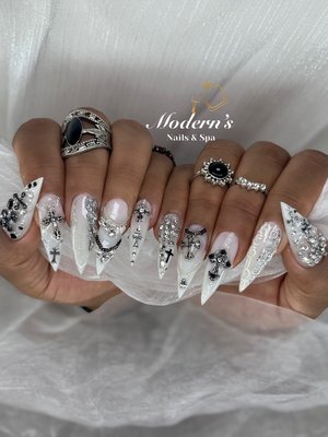 Custom Nail Art Designs - We specialize in creating beautiful, custom nail designs for every style and occasion. Here are some of our latest nail art creations. Custom Nail Art Designs - We specialize in creating beautiful, custom nail designs for every style and occasion. Here are some of our latest nail art creations.