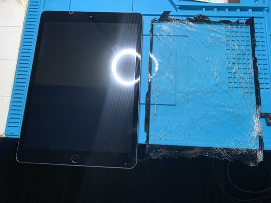 iPad Screen Repairs - Here are some examples of previous iPad Screen Repairs. These iPad repair services range from the iPad 5 through the iPad Pro Series. We've seen every situation when it comes to cracked screens, so you can put your devices in our hands with confidence. The best part is that we can repair the majority of iPad screens in just an hour.