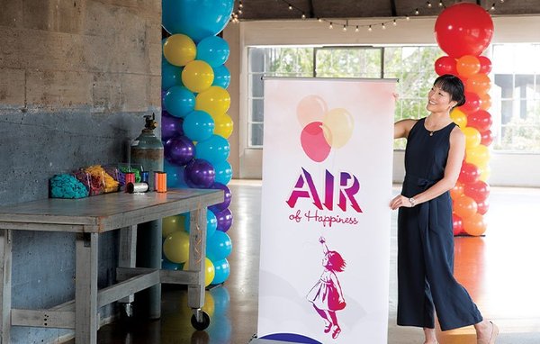 Banners - Retractable - Retractable banner displays provide a smart, professional look and are easy to set up and move, making them ideal for indoor retail promotions, training events, conventions and seminars, and as sales tools.