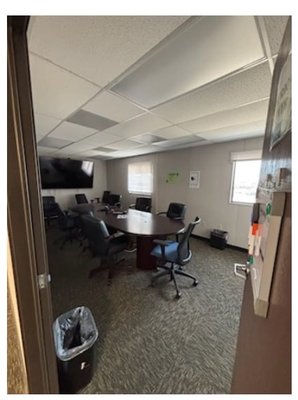 Office/Commercial Cleaning - 🏢 Sparkling Clean Workspaces Await! 🧹
Keep your business shining with our professional commercial and office cleaning services. From desks to break rooms, we handle it all so you can focus on what matters most. Contact us today for a cleaner, healthier workplace!