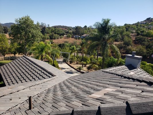 Valley Center Staggered Tile Roof - Eagle Golden Eagle tile roof with 2" stagger in North San Diego County