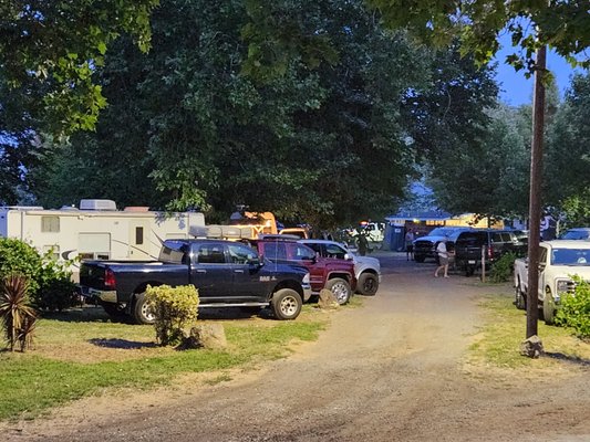 RV CAMPING - RV CAMPING WITH FULL HOOK UPS AND LAKE VIEWS RV CAMPING - RV CAMPING WITH FULL HOOK UPS AND LAKE VIEWS
