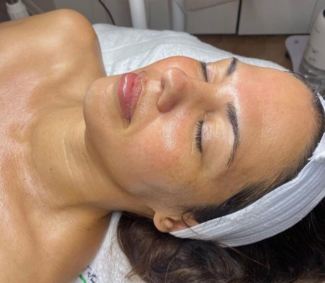 facials help to support your at home skincare program to achieve the healthiest skin possible. - Facials allow you to focus on your breathing and regain your confidence in having healthy skin. I