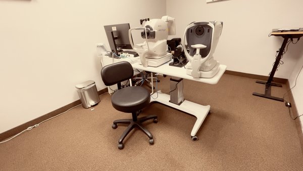 🔬 Advanced Technology at Michigan Eye Consultants 🌟 - At MEC, we bring you the future of eye care with cutting-edge technology designed for precision, comfort, and better outcomes. From IPL therapy for dry eyes, Avulux migraine lenses, and Neurolens for digital eye strain to our fully digital exam lane, Optomap ultra-wide retinal imaging, OCT scans, and electroretinography—we use the most advanced tools available to diagnose and treat your eyes with unmatched accuracy. Your vision deserves nothing less. 🔬 Advanced Technology at Michigan Eye Consultants 🌟 - At MEC, we bring you the future of eye care with cutting-edge technology designed for precision, comfort, and better outcomes. From IPL therapy for dry eyes, Avulux migraine lenses, and Neurolens for digital eye strain to our fully digital exam lane, Optomap ultra-wide retinal imaging, OCT scans, and electroretinography—we use the most advanced tools available to diagnose and treat your eyes with unmatched accuracy. Your vision deserves nothing less.