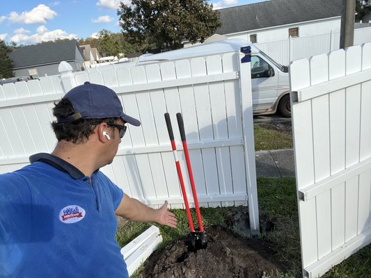 Fence Repair - Vinyl and Wood Fence Repairs Fence Repair - Vinyl and Wood Fence Repairs