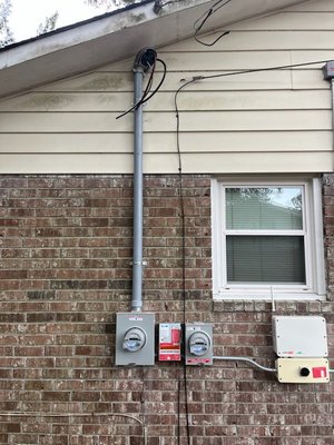 Meter Replacement - This meter/ service wire was replaced due to corrosion. The customer was noticing flickering/ pulsating lights. Upon arrival we were able to determine the flickering/ pulsating lights was due to a compromised neutral in the service wire/ meter. We quickly and efficiently removed the compromised service wire and meter and replaced them.