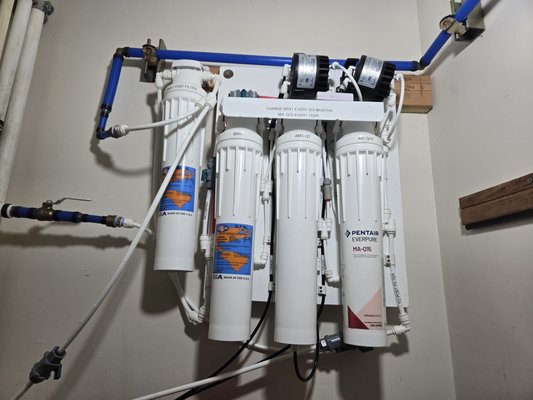 Restaurant water purification system. - High flow commercial RO