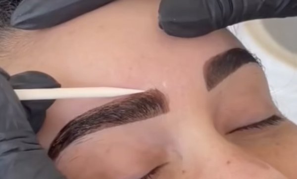 Eyebrows Tinting - Eyebrow tinting is a cosmetic procedure where a semi-permanent dye is applied to the eyebrows to enhance their color and shape. It is often done by professional estheticians. The tinting process typically takes a few minutes and can last for several weeks, gradually fading over time. It's a popular choice for people with light or sparse eyebrows who want to achieve a more defined look.