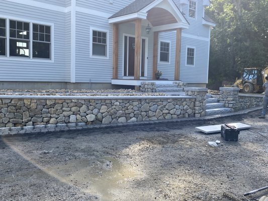 Stone walls and walkways. - These are multiple projects we have done for satisfied clients. They range from small walkways to larger stone wall projects and pillars. You'll notice the attention to detail and craftsmanship that goes in to all of our projects. Call today for your free estimate. Stone walls and walkways. - These are multiple projects we have done for satisfied clients. They range from small walkways to larger stone wall projects and pillars. You'll notice the attention to detail and craftsmanship that goes in to all of our projects. Call today for your free estimate.