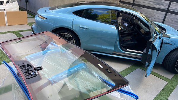 Windshield replacement - Windshield replacement on a 2023 porche Windshield replacement - Windshield replacement on a 2023 porche