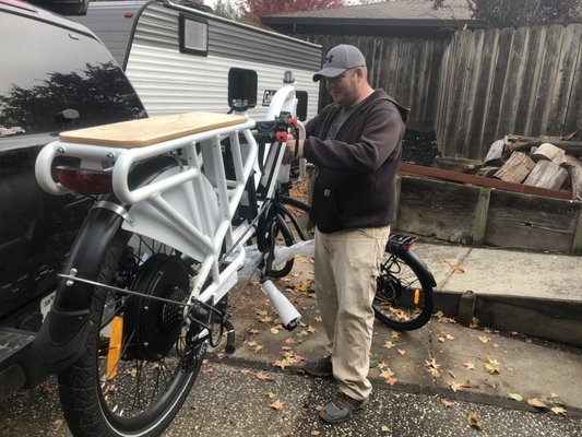 Cargo Cruiser Build - This Cargo Coastal Cruiser is most popular with family’s who like to adventure out together. Whether it be the Lake, camping or in the trails up and down the coast, this is the perfect family or city Ebike. Cargo Cruiser Build - This Cargo Coastal Cruiser is most popular with family’s who like to adventure out together. Whether it be the Lake, camping or in the trails up and down the coast, this is the perfect family or city Ebike.
