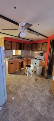 Full Kitchen Remodel - This remodel was done on an old kitchen that was in bad shape. The rest of the house had been updated, so the kitchen stuck out like a sore thumb. We gutted it and put in new cabinets and appliances to match the new tone of the house.