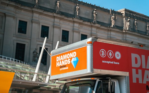 Moving & Storage - Do you currently have more things than you can handle? The constant headache of not knowing where you’re going to put the rest of your stuff? Well, fret no more. Diamond Hands Moving & Storage provides short-term and long-term storage solutions in Brooklyn, NY. We provide the safe and temperature-controlled storage facilities you need to have peace of mind about your extra items, whether you're downsizing or seeking to clear out space around the house. Whether you’re planning to store your belongings temporarily or to go long-term, a storage unit rental is a fantastic space-saving option. For people with a need for storage, our storage facilities offer a safe, efficient, and easy fix. Moving & Storage - Do you currently have more things than you can handle? The constant headache of not knowing where you’re going to put the rest of your stuff? Well, fret no more. Diamond Hands Moving & Storage provides short-term and long-term storage solutions in Brooklyn, NY. We provide the safe and temperature-controlled storage facilities you need to have peace of mind about your extra items, whether you're downsizing or seeking to clear out space around the house. Whether you’re planning to store your belongings temporarily or to go long-term, a storage unit rental is a fantastic space-saving option. For people with a need for storage, our storage facilities offer a safe, efficient, and easy fix.