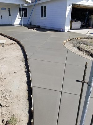 Diamond concrete - This job was completed in less than a week. Beautiful diamond cut work.