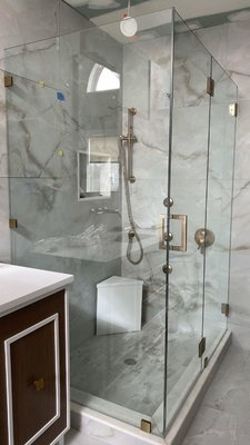 Matching Champagne Bronze? No problem! - If you're having a hard time matching your shower door hardware with Delta Champagne Bronze, look no further! CRL brushed bronze is nearly an exact match, and we stock plenty of it! Matching Champagne Bronze? No problem! - If you're having a hard time matching your shower door hardware with Delta Champagne Bronze, look no further! CRL brushed bronze is nearly an exact match, and we stock plenty of it!