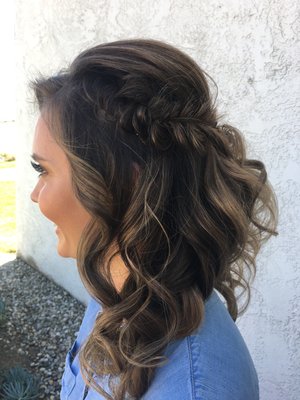 Event Styling - Provide yourself all the necessities you need to live with beautiful hair on your special day! Event Styling - Provide yourself all the necessities you need to live with beautiful hair on your special day!