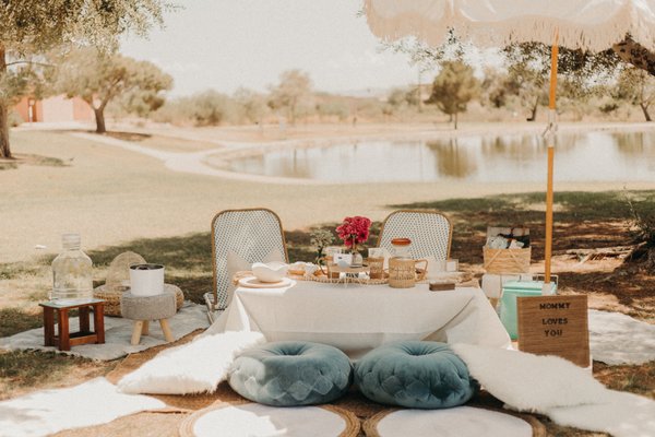 Mommy loves me! - Pack your favorite treats, gather a bouquet of blooms because the most beautiful moments are often the simplest laughter and love beneath the open skies.