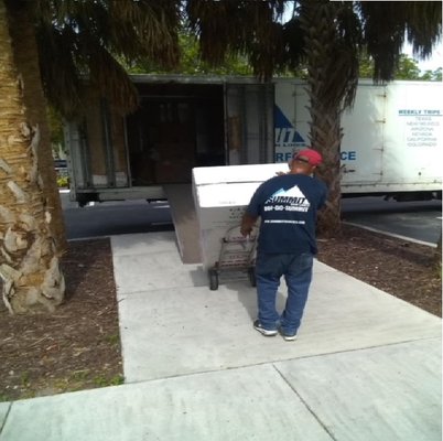 Moving Services - Summit Van Lines is Southeast Florida's top rated moving company. Helping South Florida residents and corporations for over two decades. We know exactly how to get the job done in a professional and affordable manner. Trust us to help you with your new corporate or residential move! Moving Services - Summit Van Lines is Southeast Florida's top rated moving company. Helping South Florida residents and corporations for over two decades. We know exactly how to get the job done in a professional and affordable manner. Trust us to help you with your new corporate or residential move!