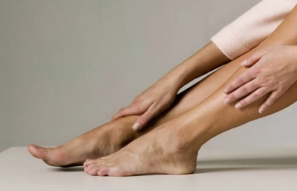Hair Removal - Waxing is a form of semi-permanent hair removal which removes the hair from the root. New hair will not grow back in the waxed area for two to six weeks. Waxing leaves the skin buttery smooth, without the stubble and breakouts that are commonly associated with shaving.
Eyebrow Wax $20
Upper Lip Wax $10
Eyebrow and Upper Lip Wax $25
Nose Wax $10
Chin Wax $10
Forehead Wax $10
Neck Wax $15
Sideburn Wax $15
Ear Wax $20
Full Face Wax $50
Under Arm Wax $25
Chest & Abdomen Wax $40
Women Back Wax $40
Men Back Wax $50
Half Arm Wax $35
Full Arm Wax $50
Half Leg Wax $40
Full Leg Wax $60
Bikini Wax $35
European Bikini Wax $45
Brazilian Wax $55
Threading: A piece of thread is taken and twisted on itself as it's glided along the brow to shape it or skin to remove hair. The hair is removed from the follicle, but it doesn't damage the skin. Get perfectly shaped eyebrows and much more with our vast range of threading services!
THREADING
Eyebrow Threading $15
Upper Lip Threading $8
Eyebrow and Upper Lip Threading $20
Chin Threading $8
Forehead Threading $8
Neck Threading $10
Sideburn Threading $15
Full Face Threading $45
*All the listed prices are at starting value. Prices are subject to change without prior notice due to hair density and growth patterns. Hair Removal - Waxing is a form of semi-permanent hair removal which removes the hair from the root. New hair will not grow back in the waxed area for two to six weeks. Waxing leaves the skin buttery smooth, without the stubble and breakouts that are commonly associated with shaving.
Eyebrow Wax $20
Upper Lip Wax $10
Eyebrow and Upper Lip Wax $25
Nose Wax $10
Chin Wax $10
Forehead Wax $10
Neck Wax $15
Sideburn Wax $15
Ear Wax $20
Full Face Wax $50
Under Arm Wax $25
Chest & Abdomen Wax $40
Women Back Wax $40
Men Back Wax $50
Half Arm Wax $35
Full Arm Wax $50
Half Leg Wax $40
Full Leg Wax $60
Bikini Wax $35
European Bikini Wax $45
Brazilian Wax $55
Threading: A piece of thread is taken and twisted on itself as it's glided along the brow to shape it or skin to remove hair. The hair is removed from the follicle, but it doesn't damage the skin. Get perfectly shaped eyebrows and much more with our vast range of threading services!
THREADING
Eyebrow Threading $15
Upper Lip Threading $8
Eyebrow and Upper Lip Threading $20
Chin Threading $8
Forehead Threading $8
Neck Threading $10
Sideburn Threading $15
Full Face Threading $45
*All the listed prices are at starting value. Prices are subject to change without prior notice due to hair density and growth patterns.