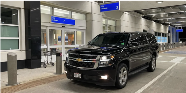 Airport travel made Easy - Traveling to or from the airport? Choose Jallatle Limo Service for reliable and stylish airport shuttle services. Start or end your journey with the comfort and luxury you deserve.